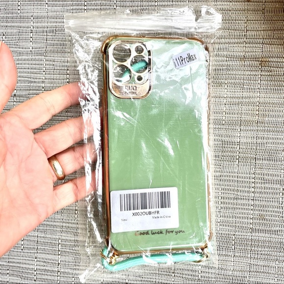 iPhone 11ProMax sage & gold crossbody case - Picture 2 of 7